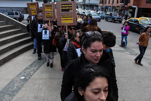 MARCHA VIOLENCIA MUJER.HO 2