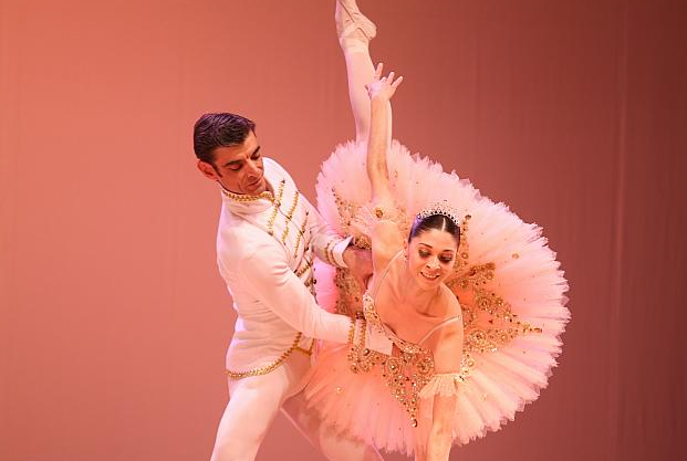 Magallánicos disfrutaron de gala con clásicos del Ballet ...