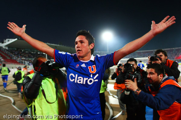 La U se impuso ante los cruzados