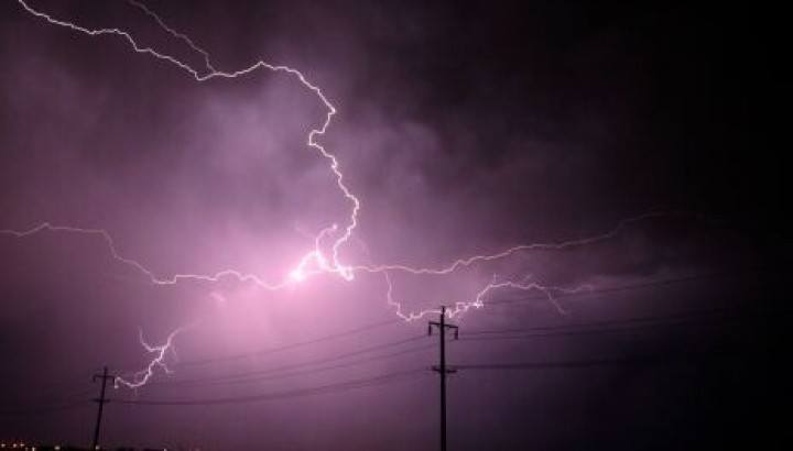 Decretan alerta por tormentas eléctricas