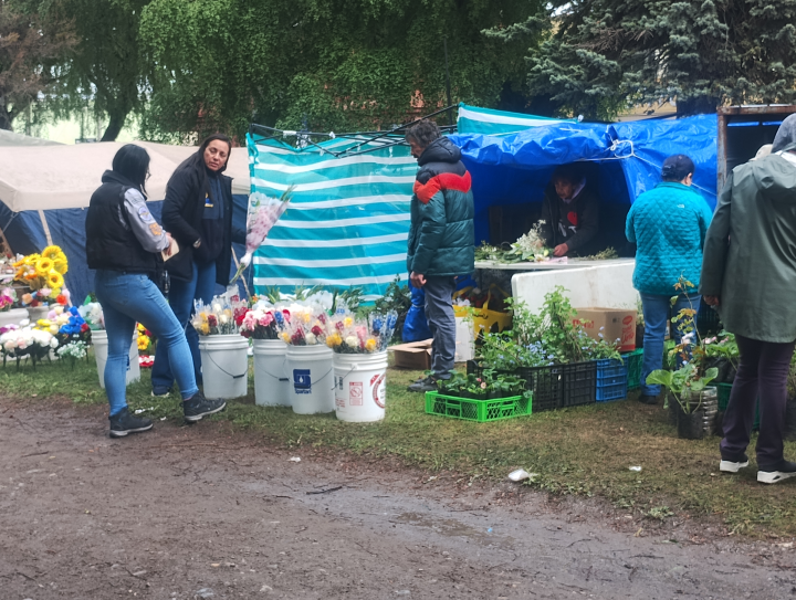 Comerciantes lamentan baja en sus ventas